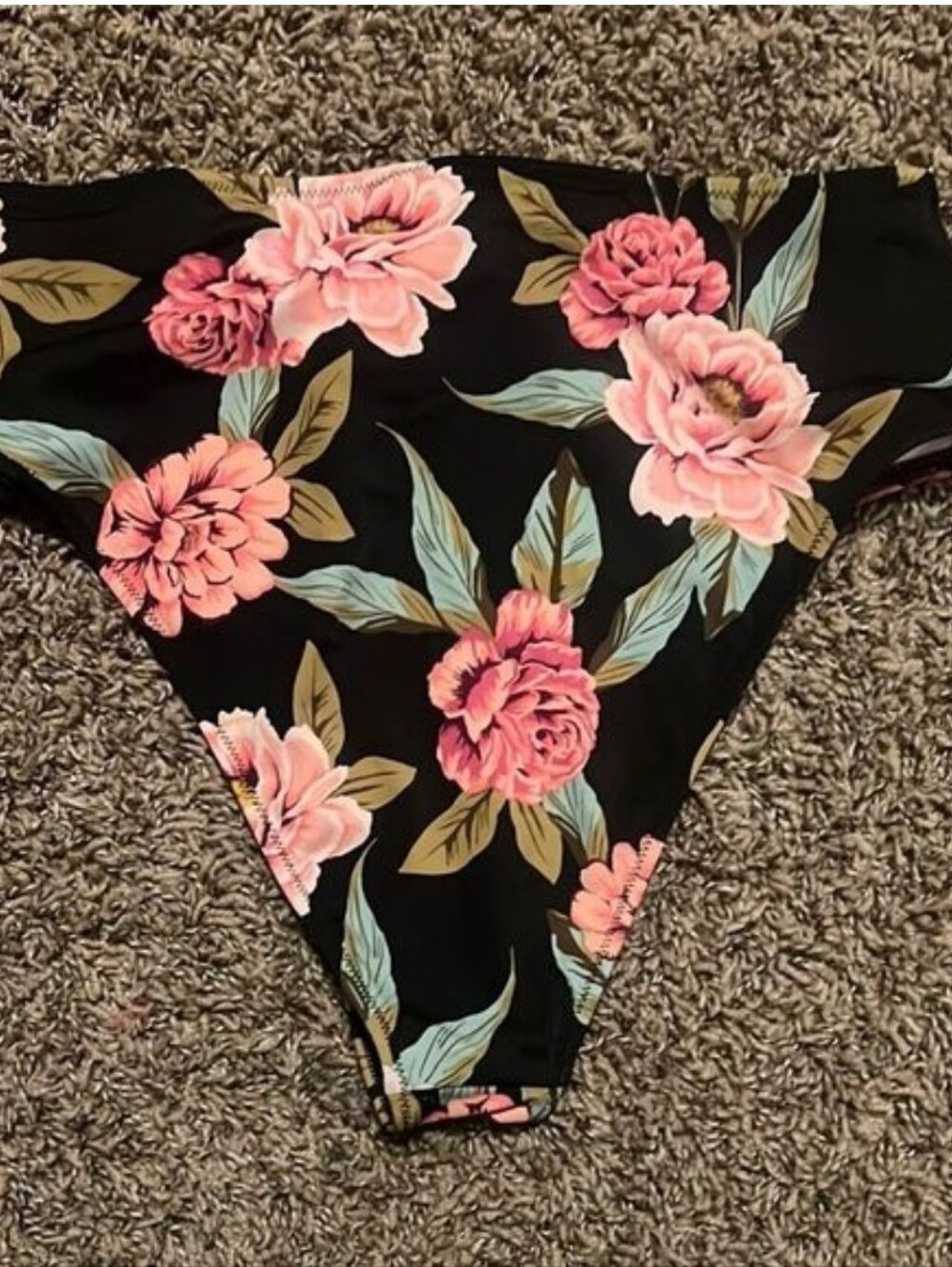 Shade & Shore Black and Pink Bikini Swimwear - Picture 3 of 7